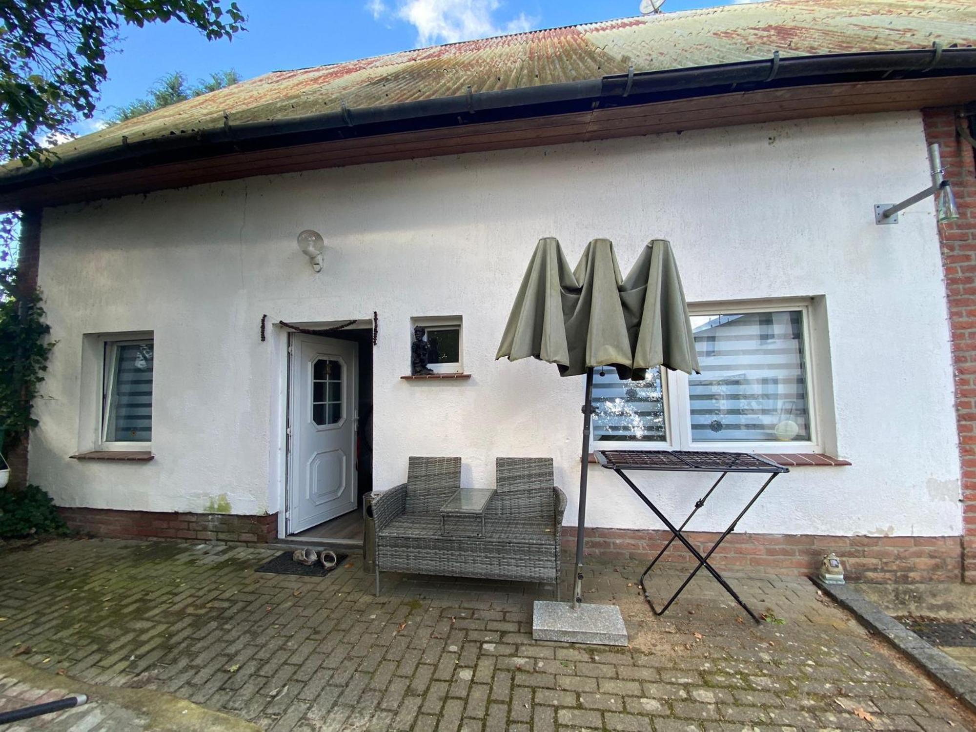 Ferienwohnung Mit Separatem Eingang Und Parkplatz, Ideal Fuer Handwerker Und Geschaeftsreisende Dorf Mecklenburg Exterior photo